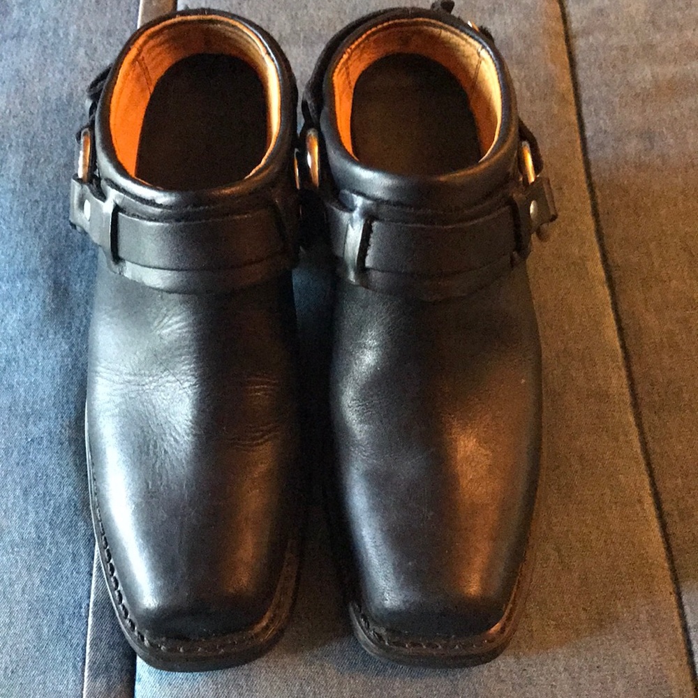 Frye Ladies shoes
